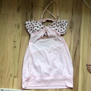 Super cute size 6 Lululemon yoga/Pilates top